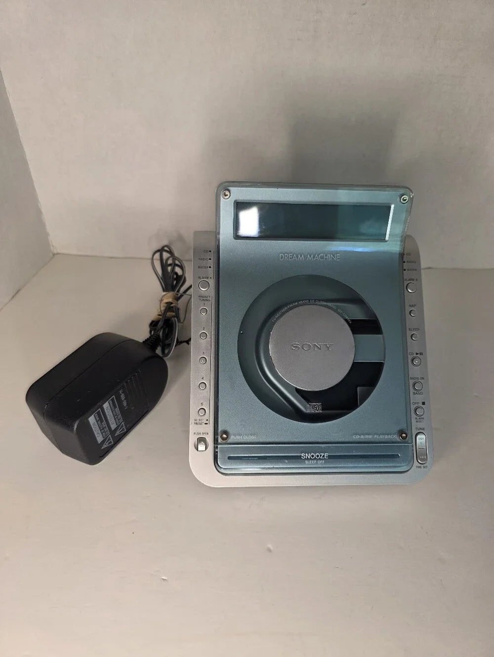 Sony Dream Machine ICF-CD855V AM/FM Clock Radio CD Player Tested Working